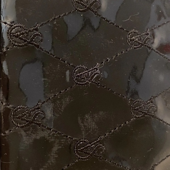 Victoria's Secret Coin Purse New. - Picture 4 of 6